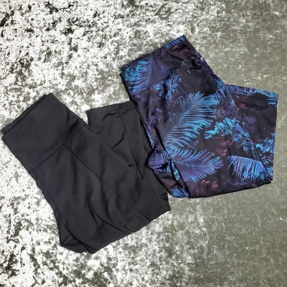 Workout Cropped Legging Bundle - Picture 1 of 9